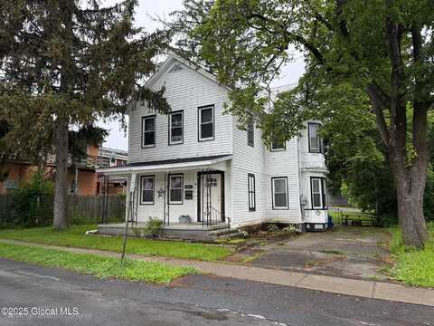 3 Central Avenue, Ravena, NY 12143