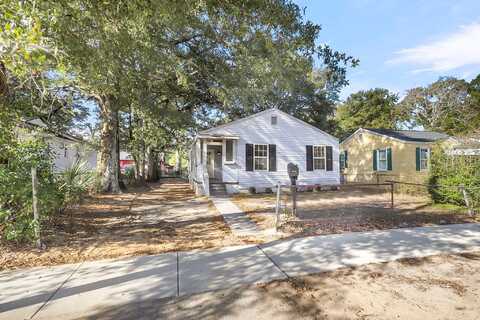 2720 W Surrey Drive, North Charleston, SC 29405