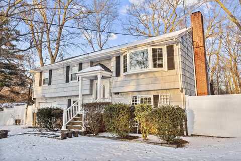 8 Orlando Place, Norwalk, CT 06854