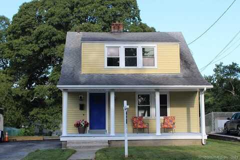 33 Division Street, Groton, CT 06340