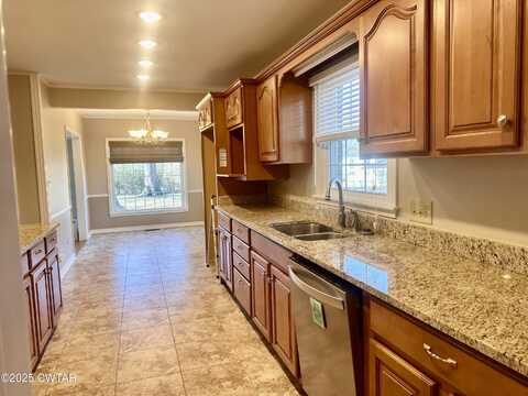 2013 Wedgewood Drive, Union City, TN 38261