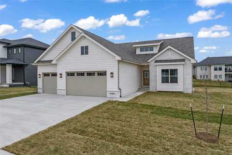 17621 Hammontree Drive, Clive, IA 50325