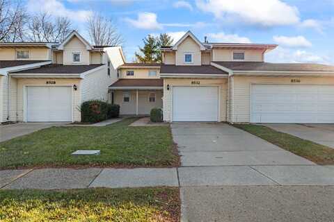 8532 Oakwood Drive, Urbandale, IA 50322