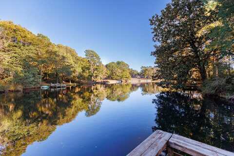 629 Carr Drive, Niceville, FL 32578