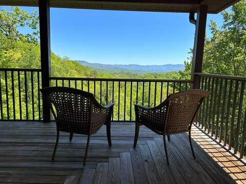 860 Butternut Ridge, Bryson City, NC 28713