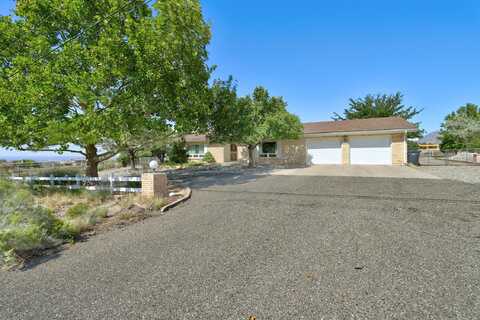 10709 DEL REY Avenue NE, Albuquerque, NM 87122