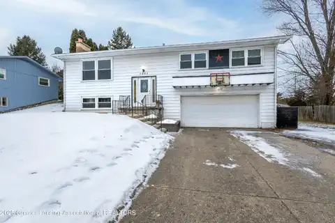 3883 New Salem Avenue, Okemos, MI 48864