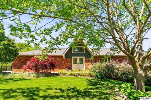 11108 N 62 Street, Omaha, NE 68152