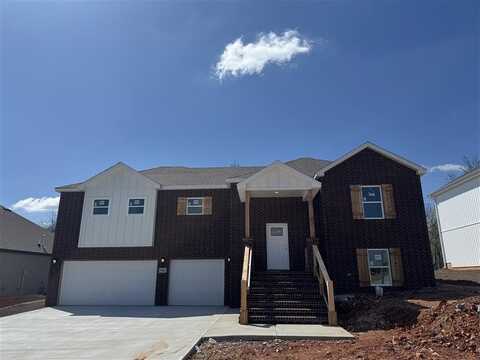 1406 E Command Court, Nixa, MO 65714
