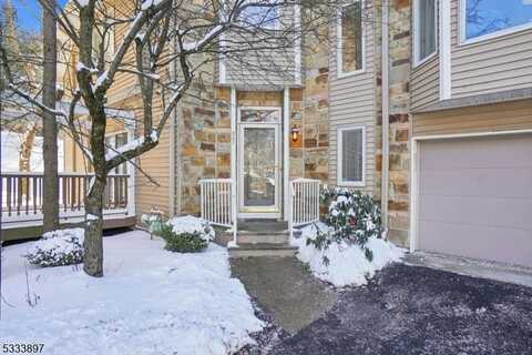 207 Clarken Dr, West Orange, NJ 07052