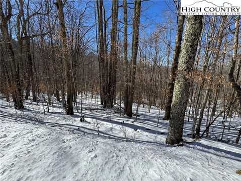 120 Aster Trail, Beech Mountain, NC 28604