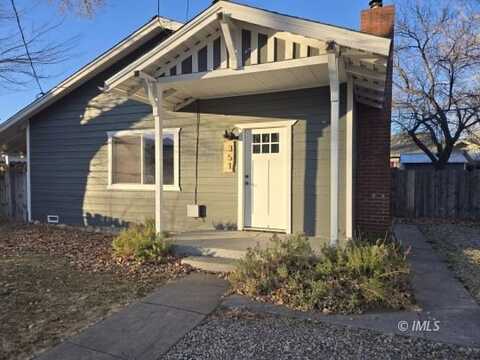 351 Willow St, Bishop, CA 93514