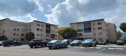 2840 Somerset Dr, Lauderdale Lakes, FL 33311
