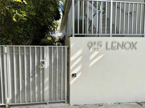 915 Lenox Ave, Miami Beach, FL 33139