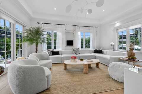 201 W San Marino Dr, Miami Beach, FL 33139