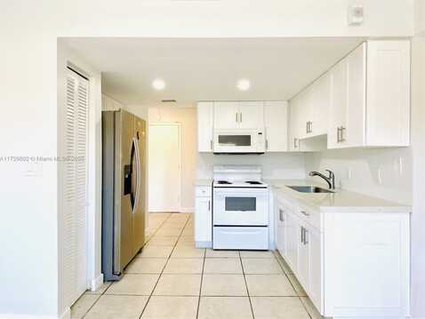 10651 SW 108th Ave, Miami, FL 33176