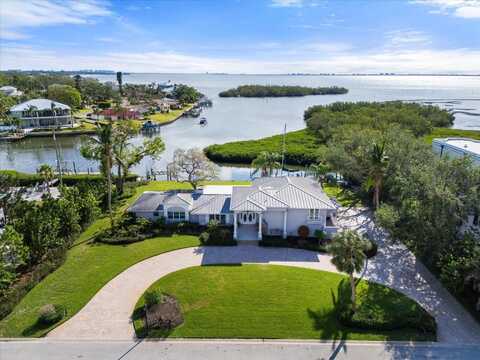 7056 HAWKS HARBOR CIRCLE, BRADENTON, FL 34207