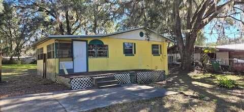 912 CENTER STREET, CRESCENT CITY, FL 32112