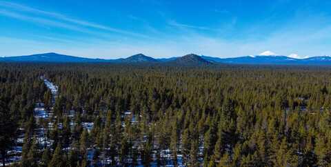17024 Helbrock Drive, Bend, OR 97707
