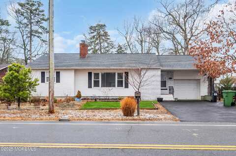 415 Prospect Avenue, Pine Beach, NJ 08741