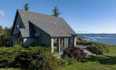 1 Moosabec Shores, Jonesport, ME 04649