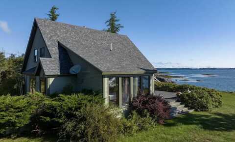 1 Moosabec Shores, Jonesport, ME 04649