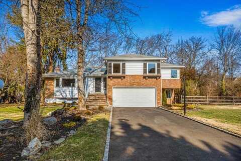 35 Wood Valley Lane, Port Washington, NY 11050