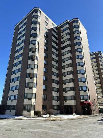 7337 S South Shore Drive, Chicago, IL 60649
