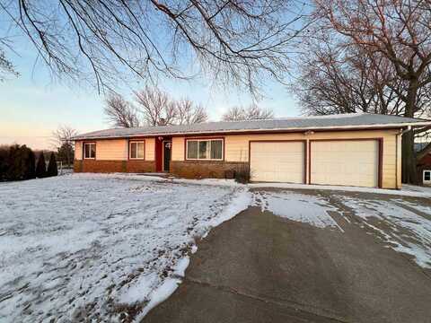 2807 S 1st St, Norfolk, NE 68701