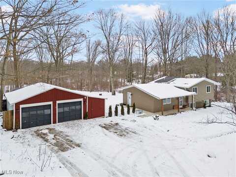 9733 Limeridge Road, Mantua, OH 44255