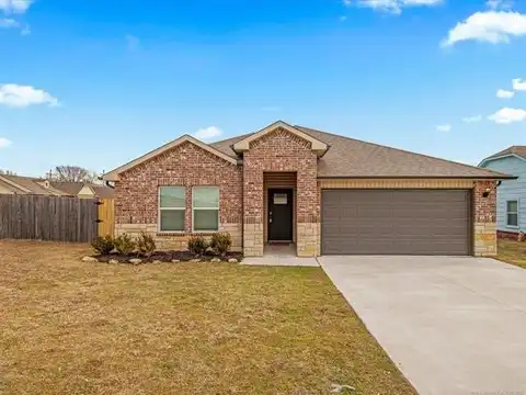 2004 Harriman Court, Bartlesville, OK 74006