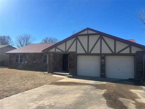 823 Belmont Road, Muskogee, OK 74403