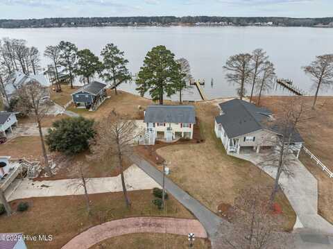 22 Oak Point Road, Chocowinity, NC 27817