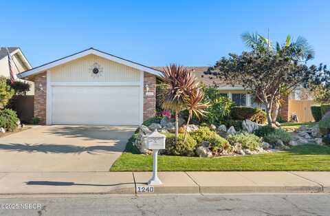 1240 Sapphire Drive, Santa Maria, CA 93454