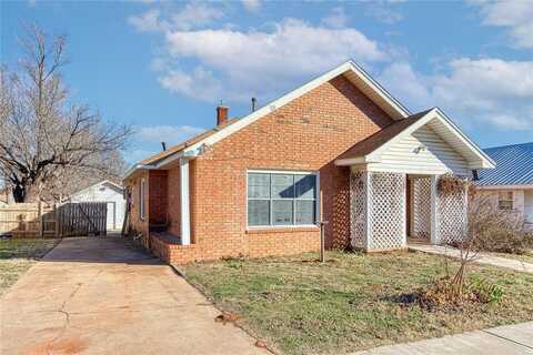 517 S 12th Street, Clinton, OK 73601