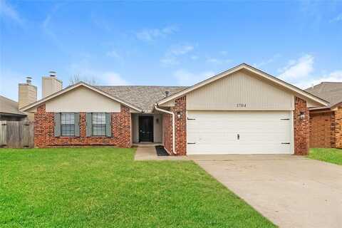 1704 Shannon Drive, Midwest City, OK 73130