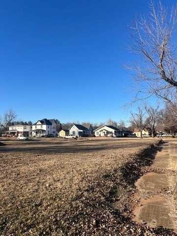 1501 W Noble Avenue, Guthrie, OK 73044