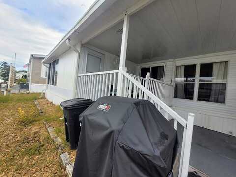 609 CR 466, Lady Lake, FL 32159