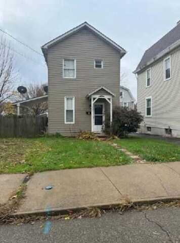 564 13th Ave, New Brighton, PA 15066