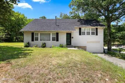 3502 S Pearl Avenue, Joplin, MO 64804