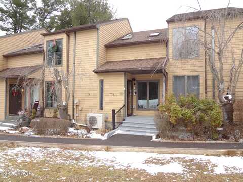 104 Ponderosa Court, Greentown, PA 18426