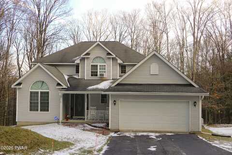 127 Hillcrest Drive, Greentown, PA 18426