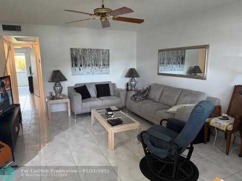 679 Durham Y, Deerfield Beach, FL 33442