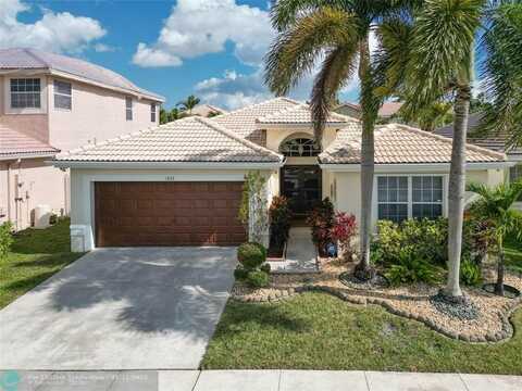 1833 SW 180th Ter, Miramar, FL 33029