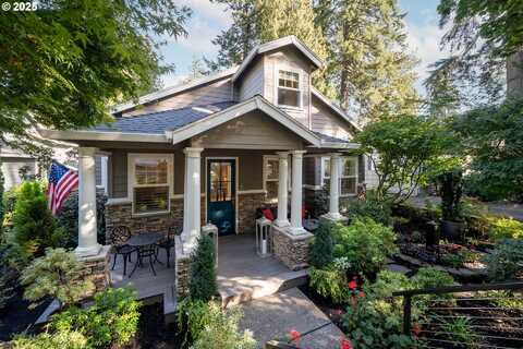 649 9TH ST, Lake Oswego, OR 97034