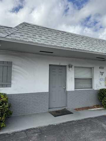 4231 NW 31st Avenue, Lauderdale Lakes, FL 33309