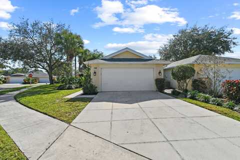 198 Brier Circle, Jupiter, FL 33458