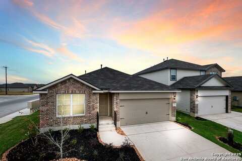 4323 Caraway Bay, Von Ormy, TX 78073