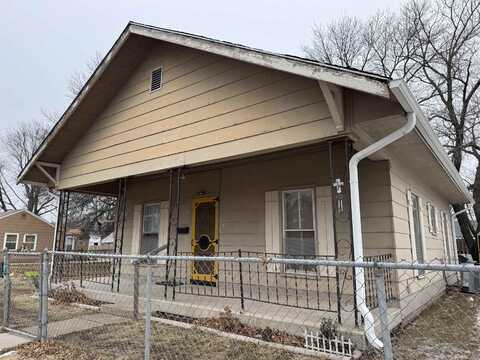 1057 Ohio St, Augusta, KS 67010