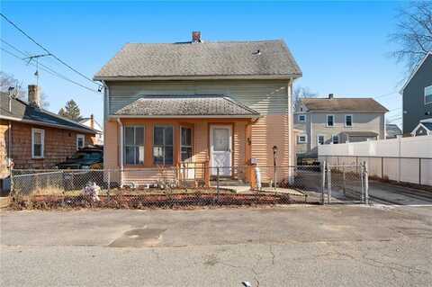 72 Stowe Avenue, East Providence, RI 02915